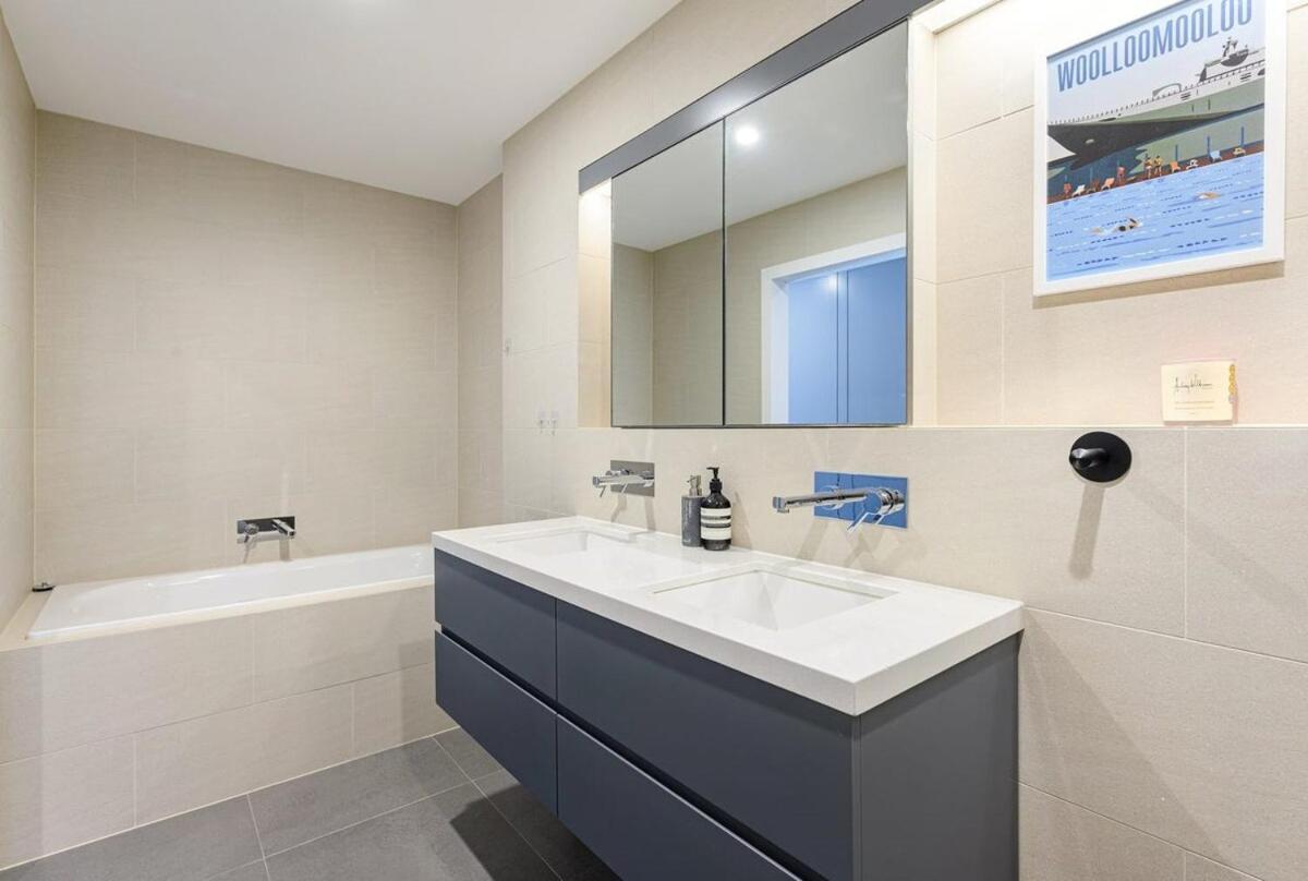 Luxury 3br In Woolloomooloo *