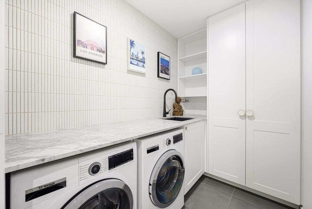 Luxury 3br In Woolloomooloo